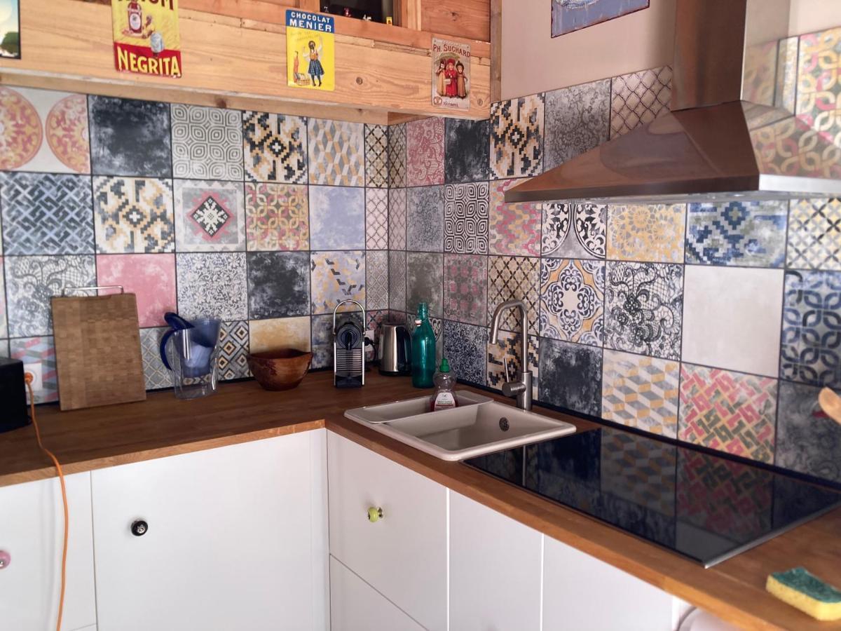 סן-ג'ורג'-דולרו La Cabane Charmante Petite Maison 2 Chambres A 2,5Km Plage מראה חיצוני תמונה